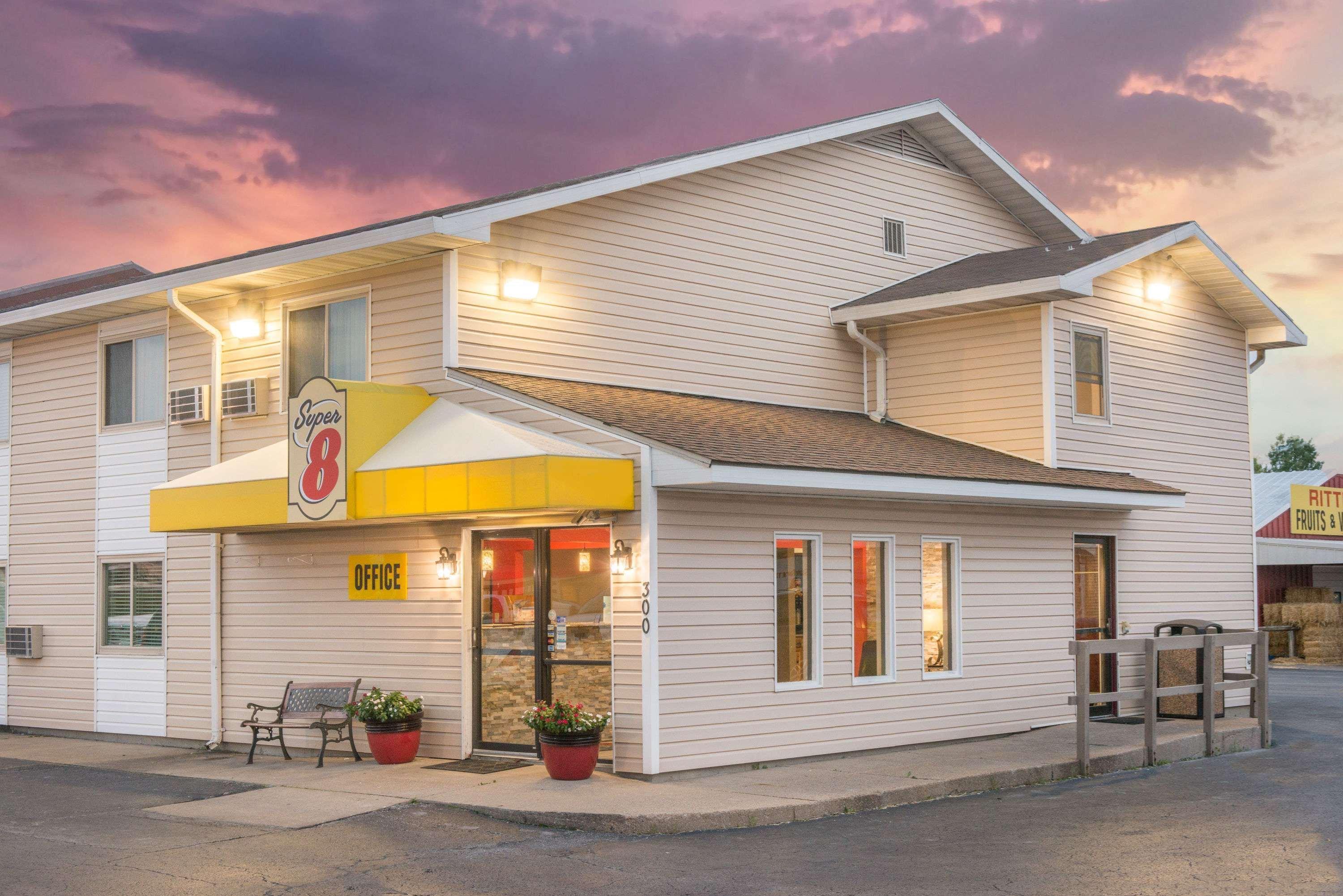 Super 8 By Wyndham Moberly Mo Exterior foto